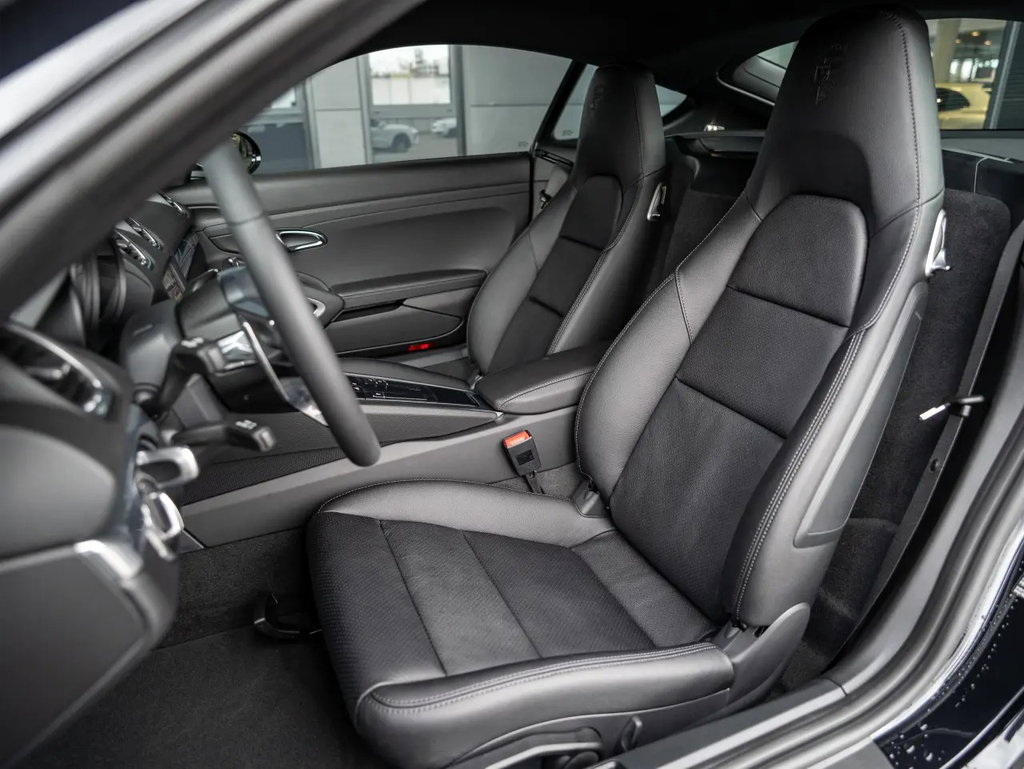 Porsche 718 Cayman