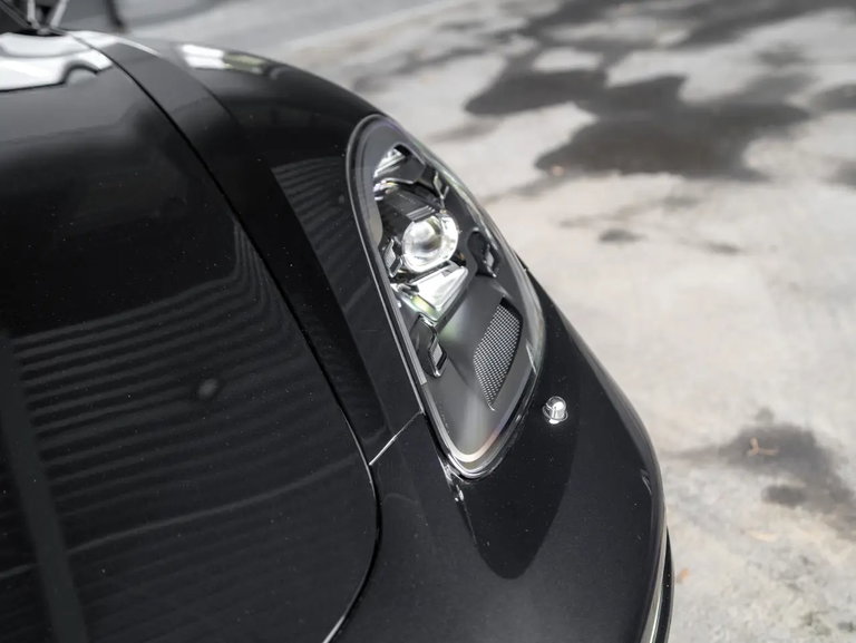 Porsche 718 Cayman