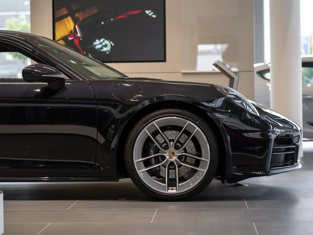 Porsche 992.2 Carrera