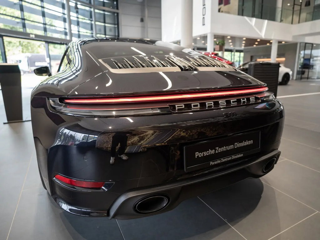 Porsche 992.2 Carrera