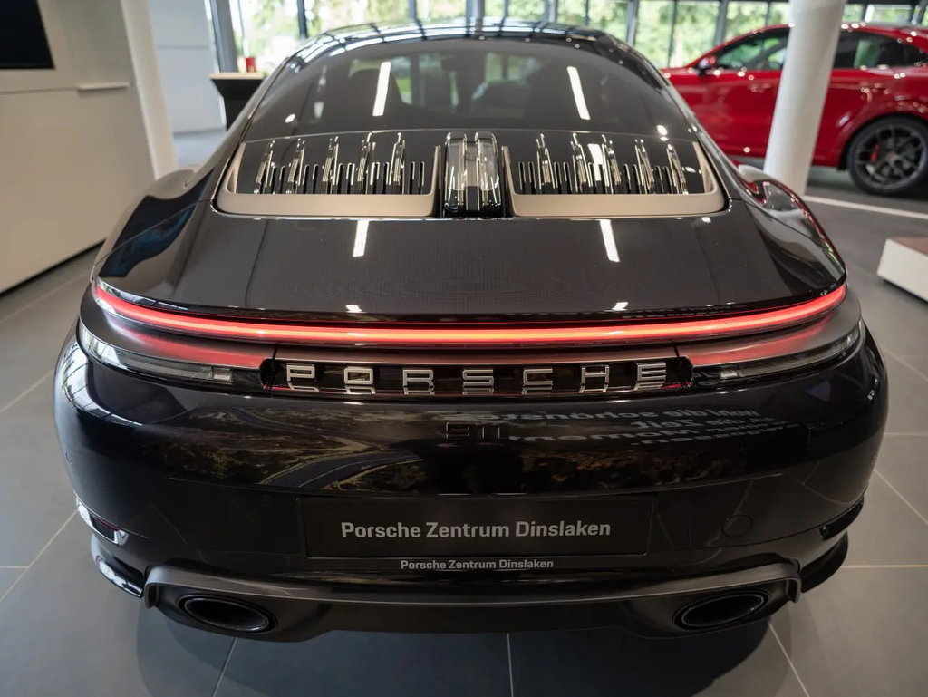 Porsche 992.2 Carrera