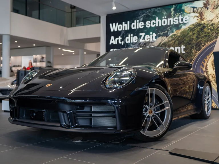 Porsche 992.2 Carrera