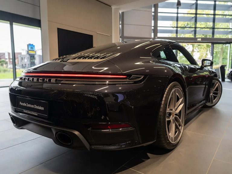 Porsche 992.2 Carrera