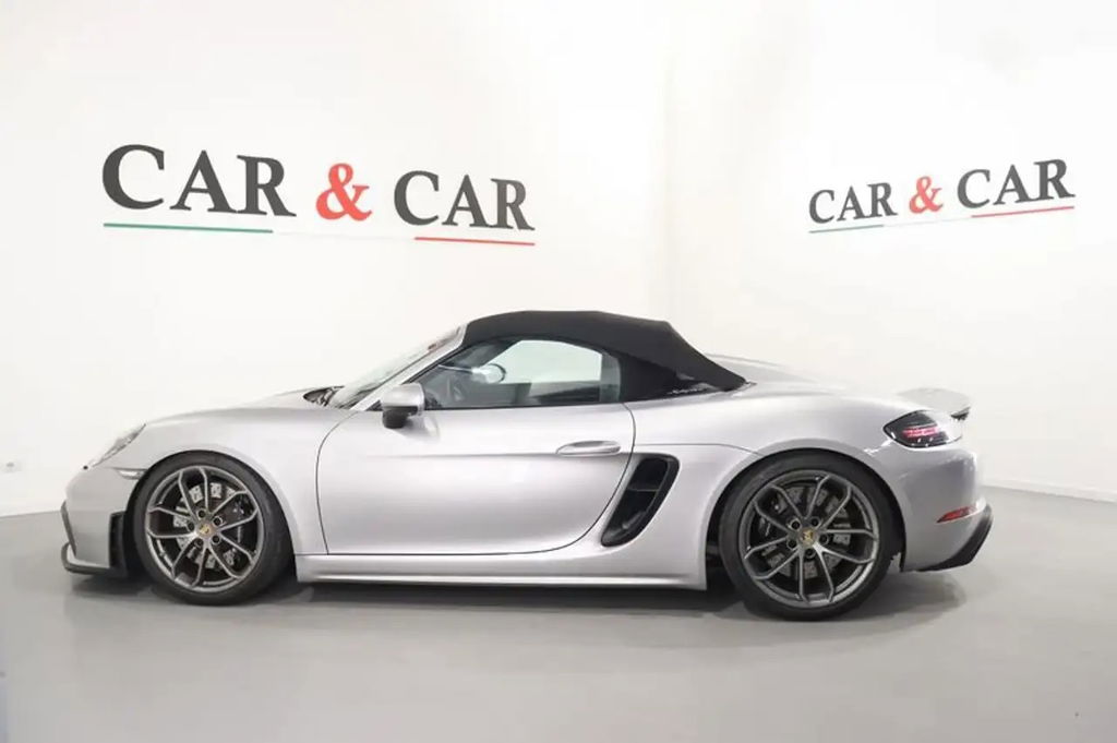 Porsche 718 Spyder