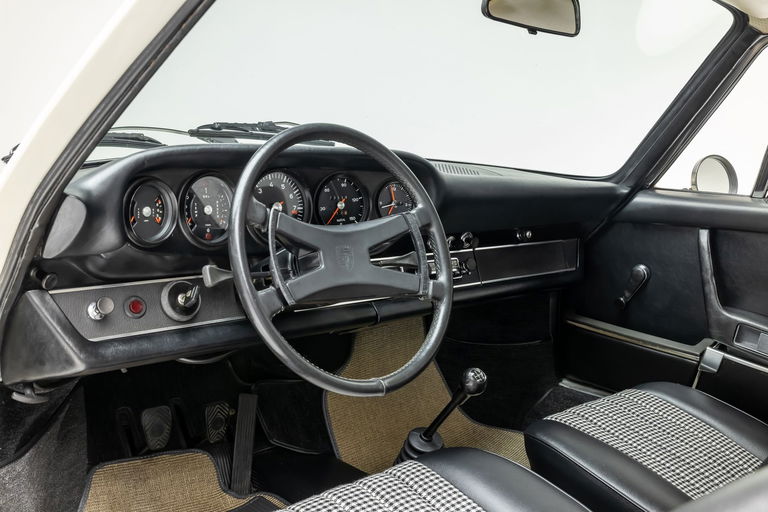 Porsche 911 S (F-Modell)