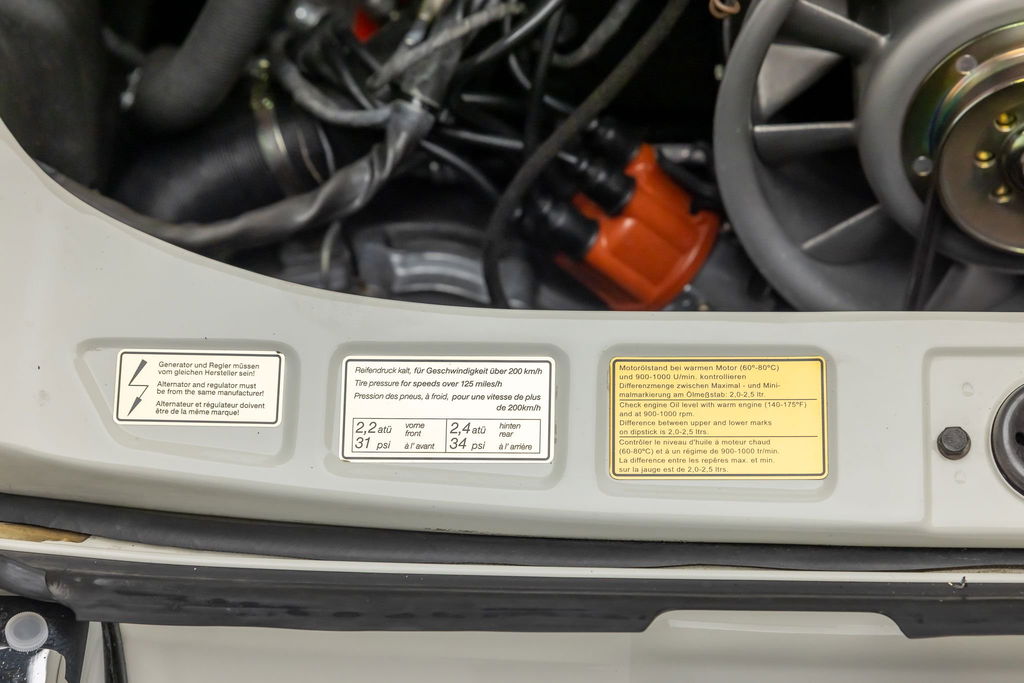 Porsche 911 S (F-Modell)