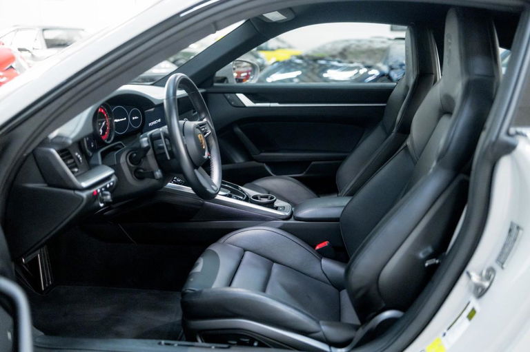 Porsche 992 Carrera S