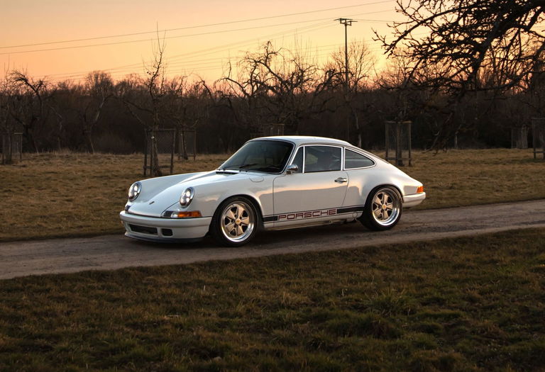 Porsche 911 Backdate