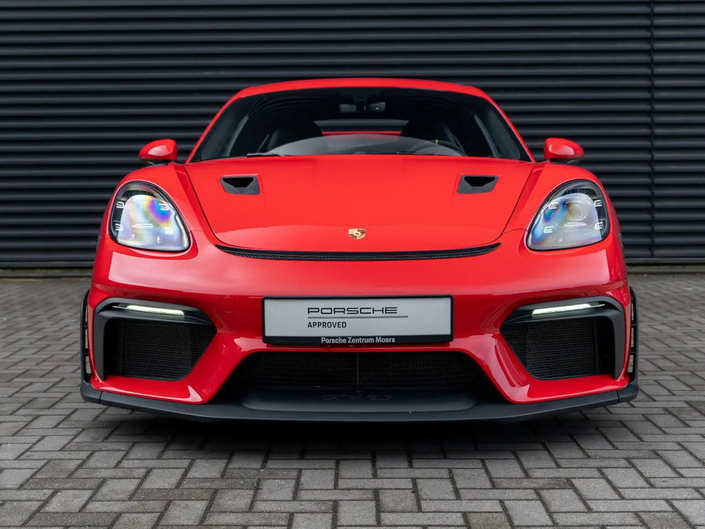 Porsche 718 Cayman GT4 RS