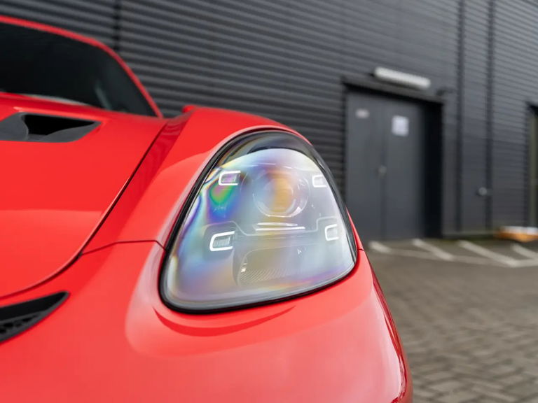 Porsche 718 Cayman GT4 RS