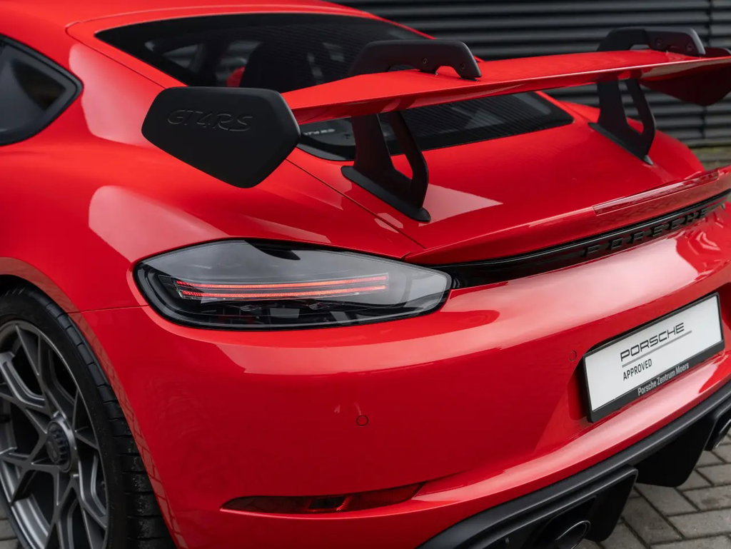Porsche 718 Cayman GT4 RS