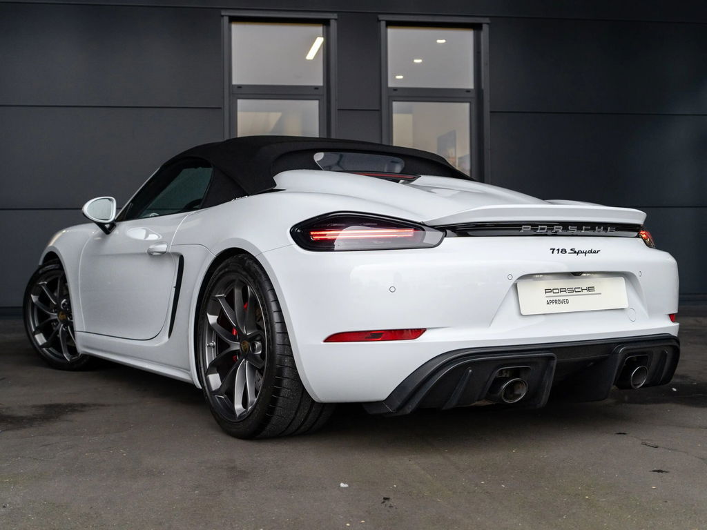 Porsche 718 Spyder