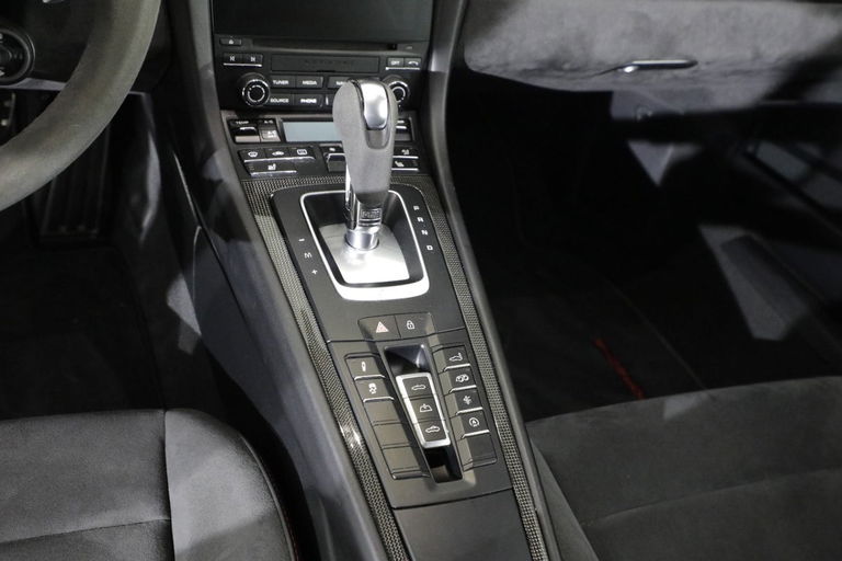 Porsche 991.2 Carrera GTS