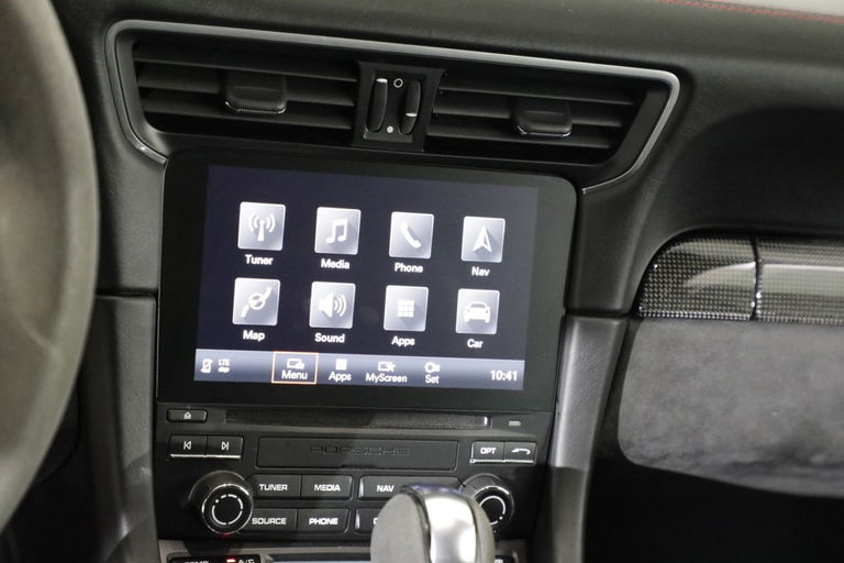 Porsche 991.2 Carrera GTS