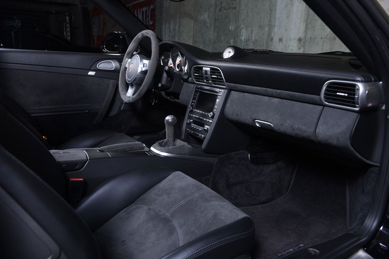 Porsche 997.2 Carrera GTS