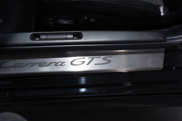 Porsche 997.2 Carrera GTS