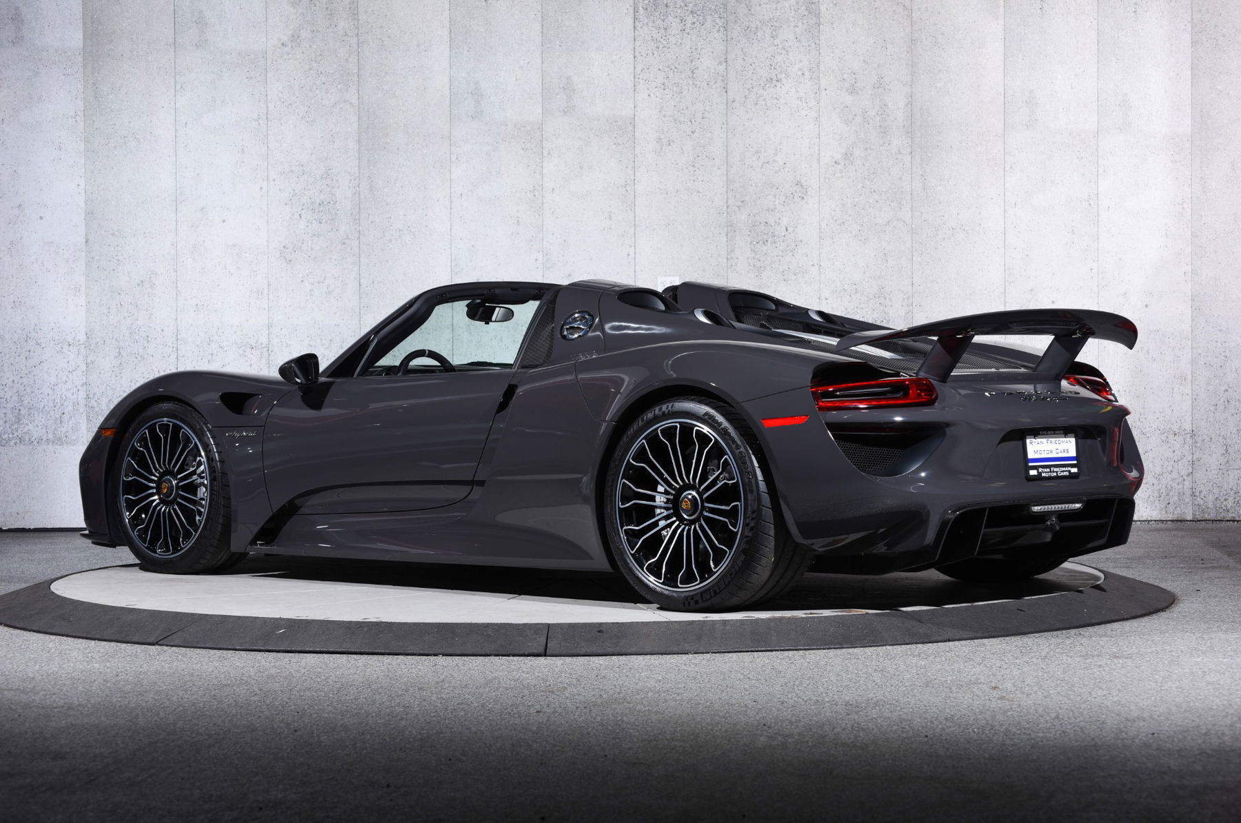 Porsche 918 Spyder 2015 - elferspot.com - Marketplace for Porsche