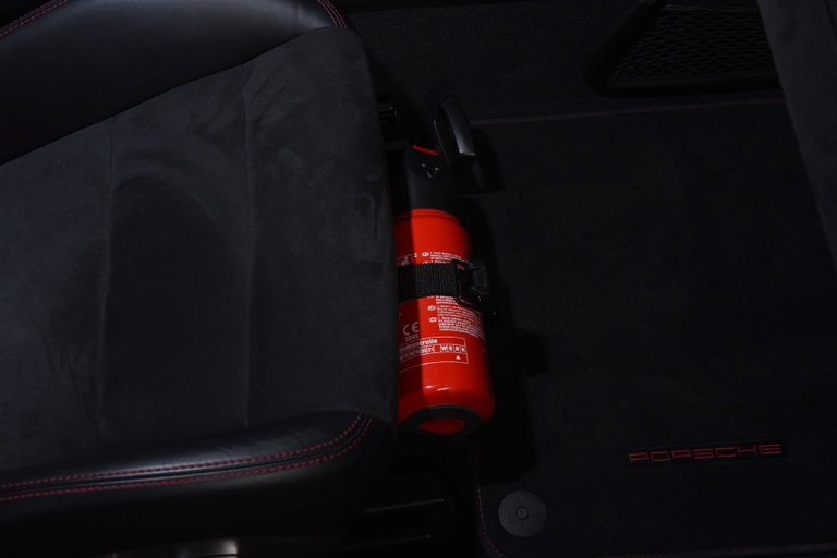 Porsche 991 Carrera GTS