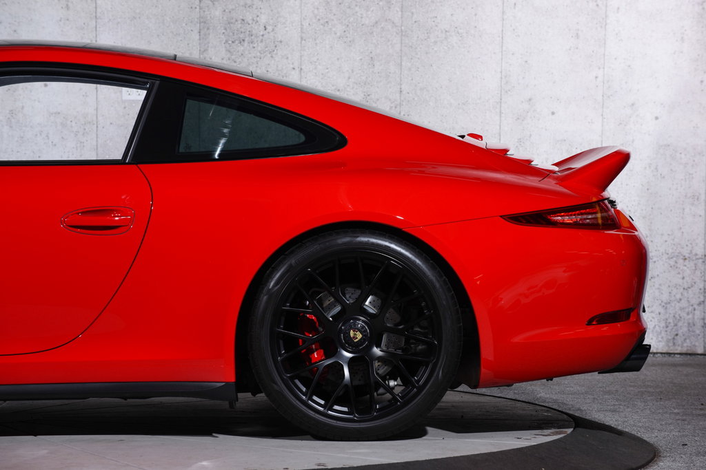 Porsche 991 Carrera GTS