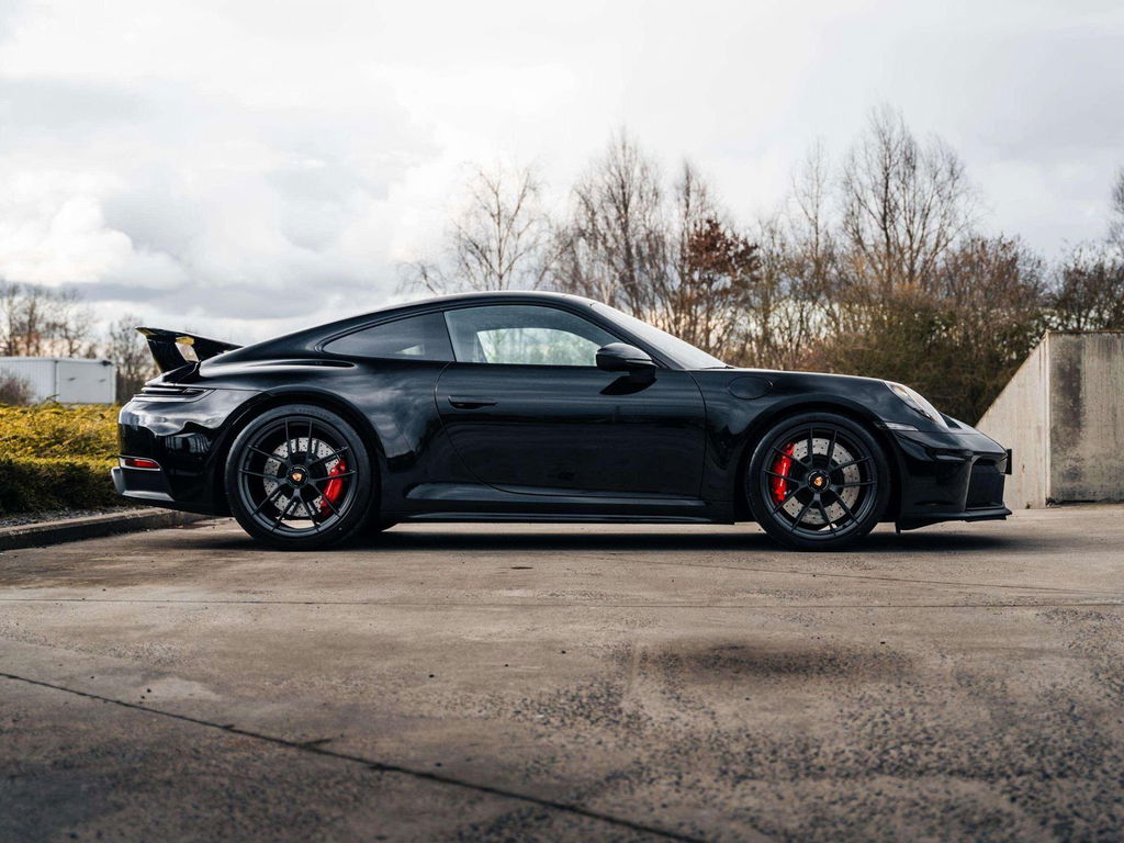 Porsche 992.2 Carrera GTS