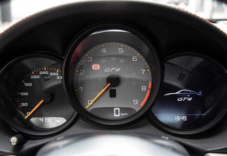 Porsche 981 Cayman GT4