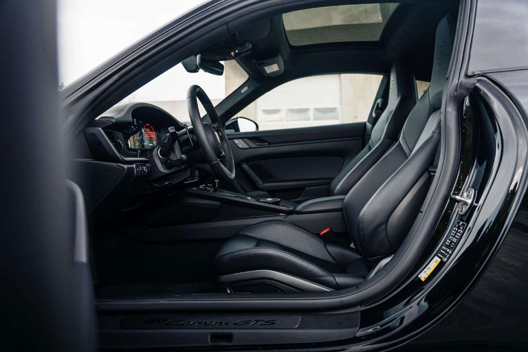 Porsche 992.2 Carrera GTS