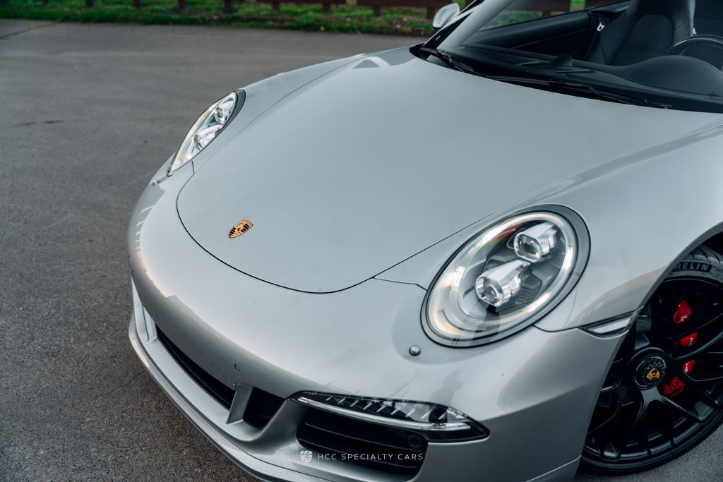 Porsche 991 Carrera 4 GTS