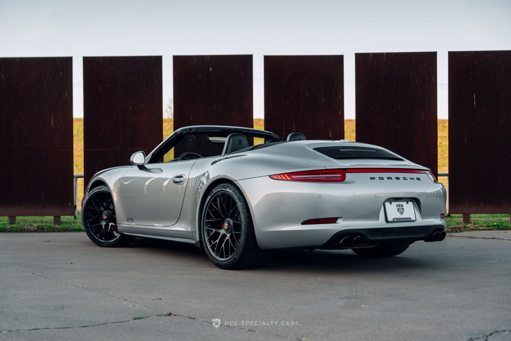 Porsche 991 Carrera 4 GTS