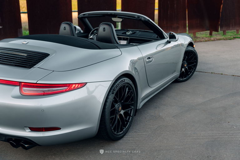 Porsche 991 Carrera 4 GTS