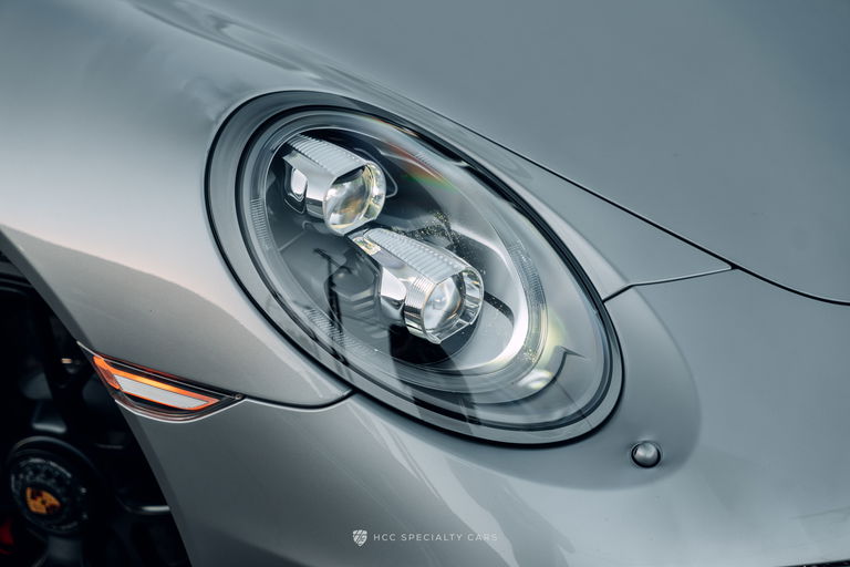 Porsche 991 Carrera 4 GTS