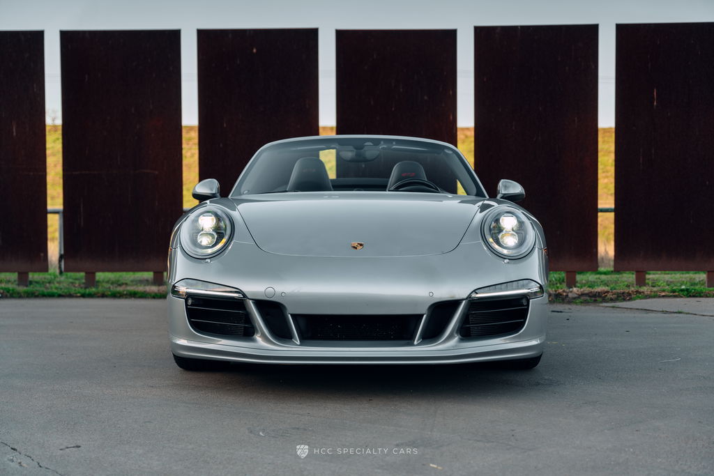 Porsche 991 Carrera 4 GTS