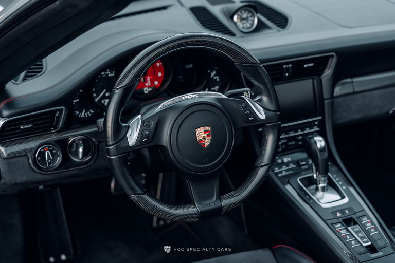 Porsche 991 Carrera 4 GTS