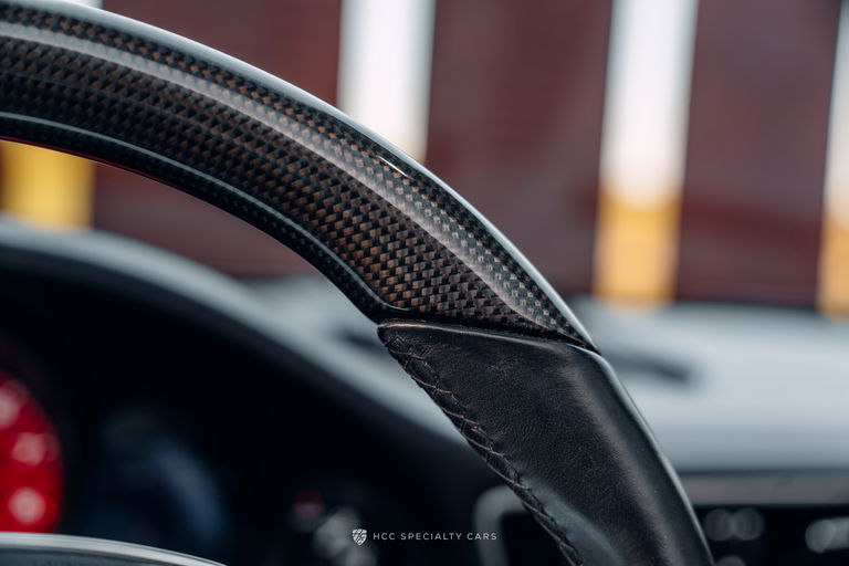 Porsche 991 Carrera 4 GTS