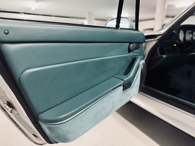 Porsche 993 Carrera 4S