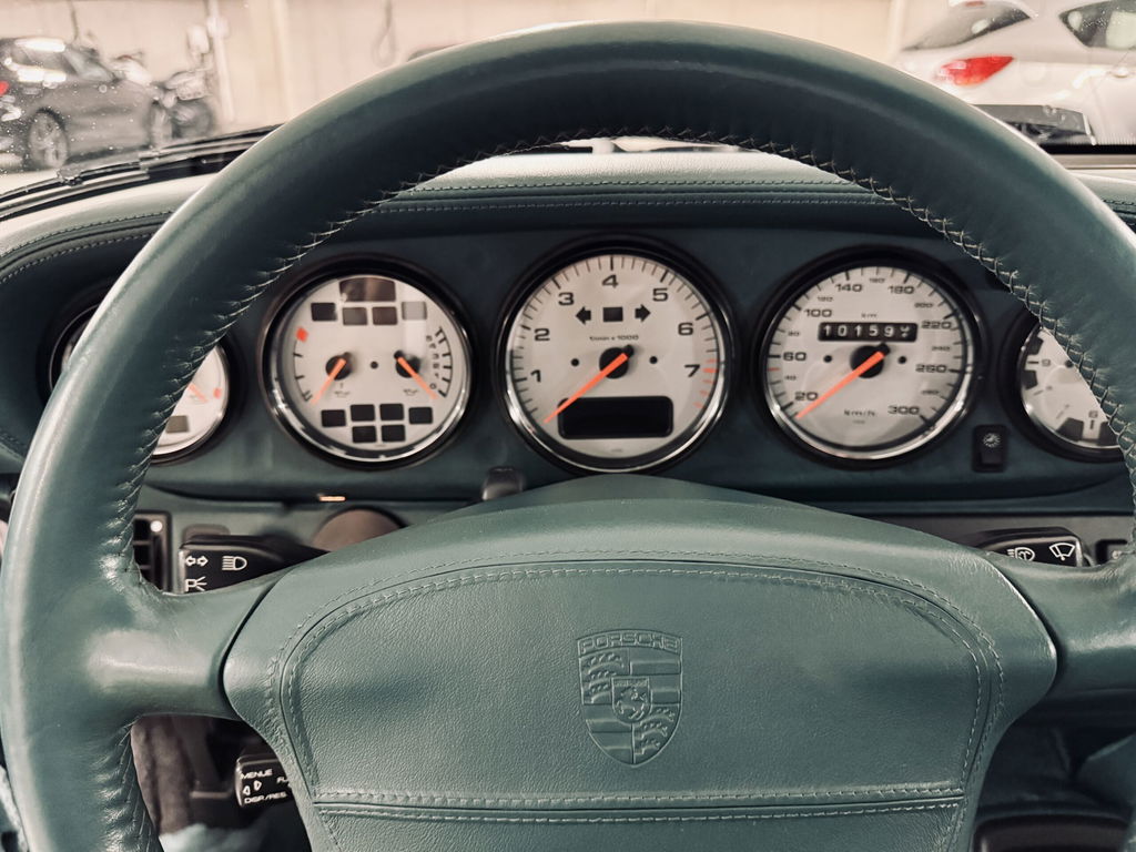 Porsche 993 Carrera 4S