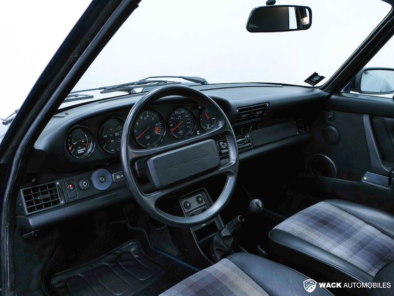 Porsche 911 Carrera 3.2