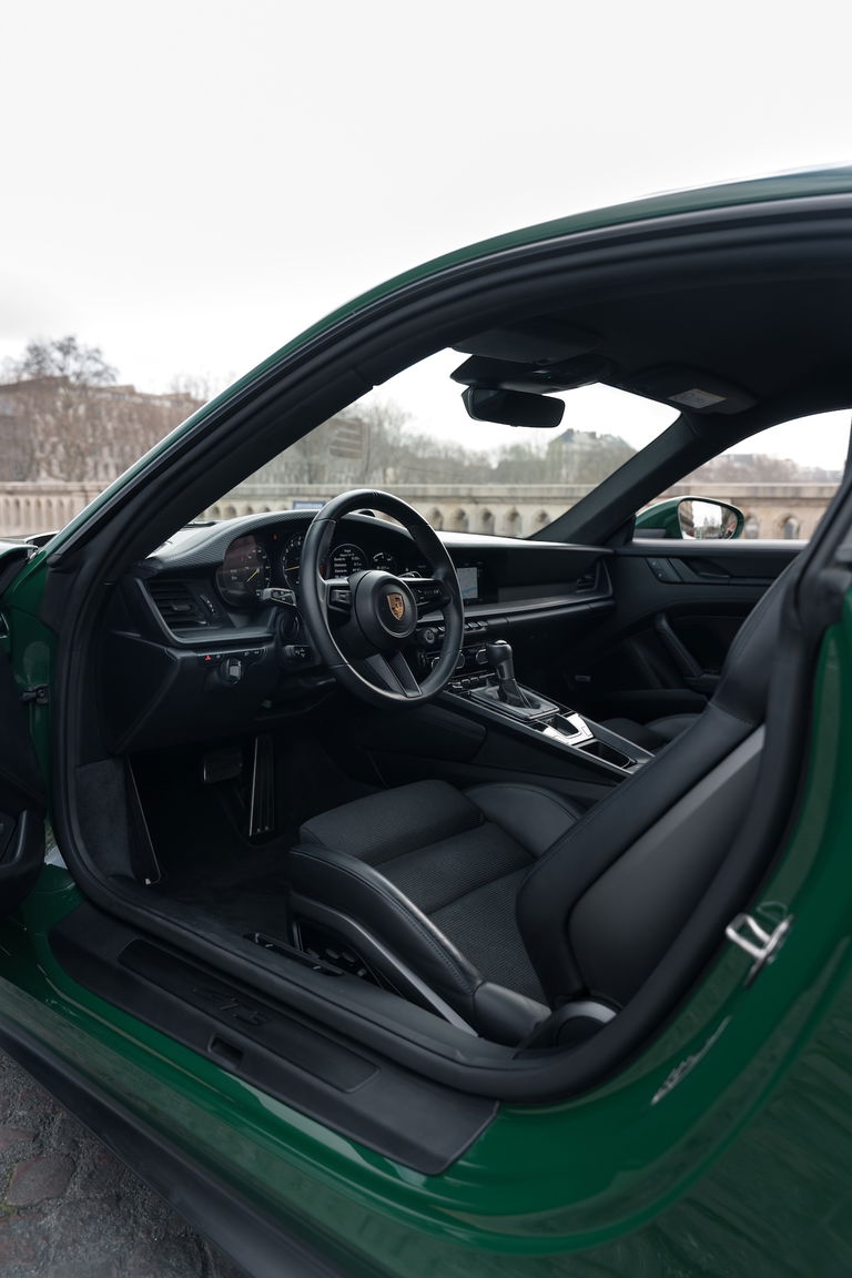 Porsche 992 GT3 Touring