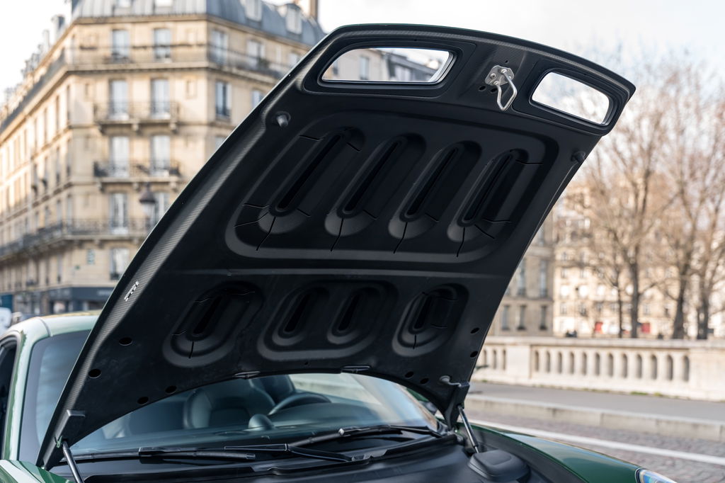 Porsche 992 GT3 Touring