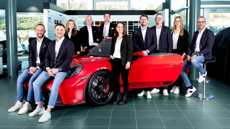 Porsche 992 Carrera 4 GTS