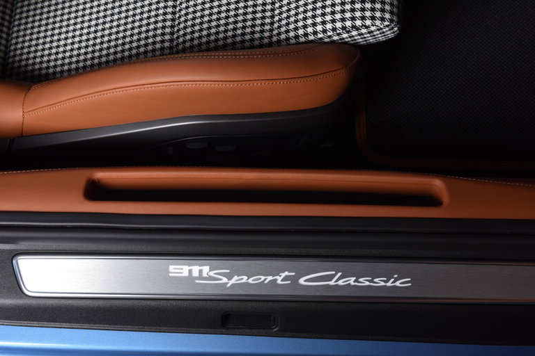 Porsche 992 Sport Classic