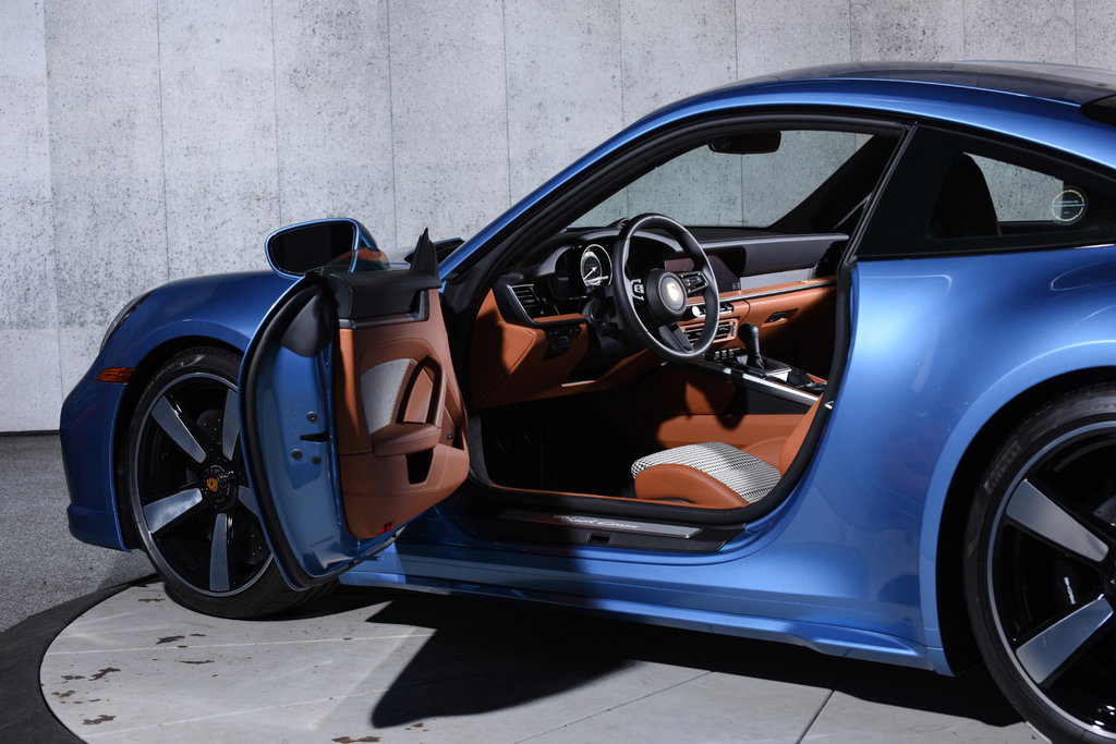 Porsche 992 Sport Classic