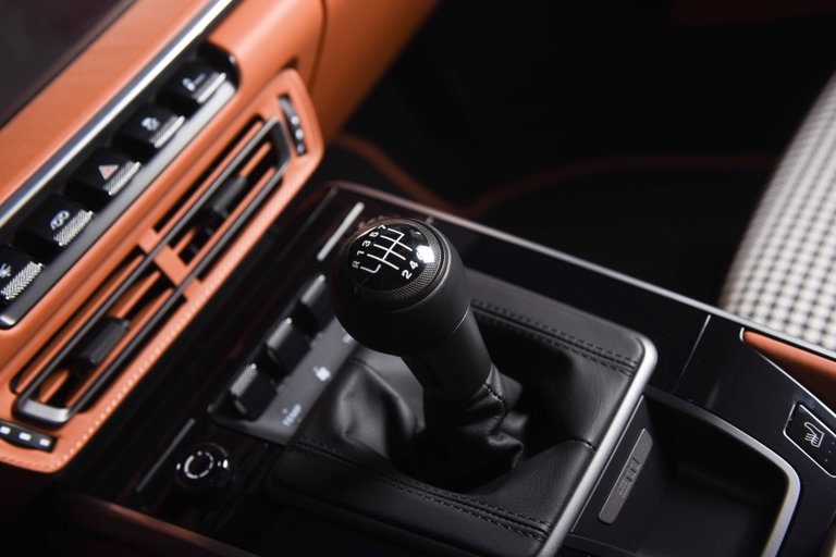 Porsche 992 Sport Classic