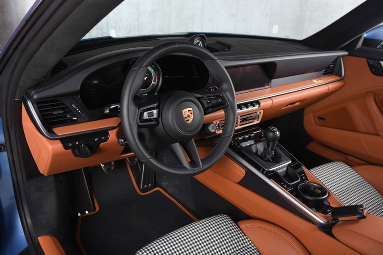 Porsche 992 Sport Classic