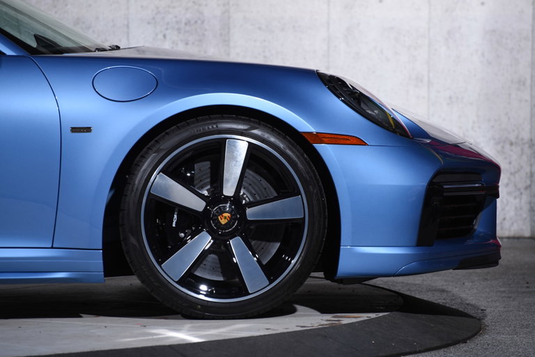 Porsche 992 Sport Classic