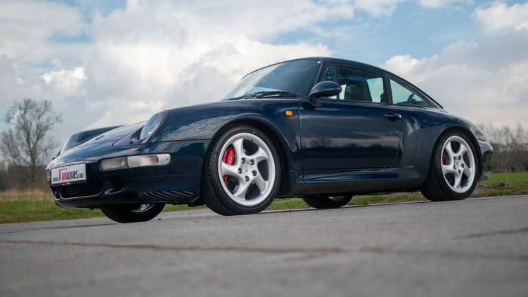 Porsche 993 Carrera 4S