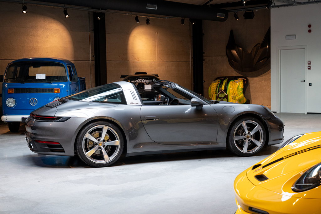 Porsche 992 Targa 4