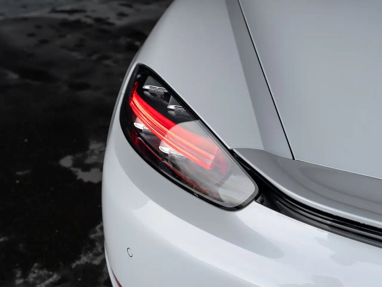 Porsche 718 Boxster S