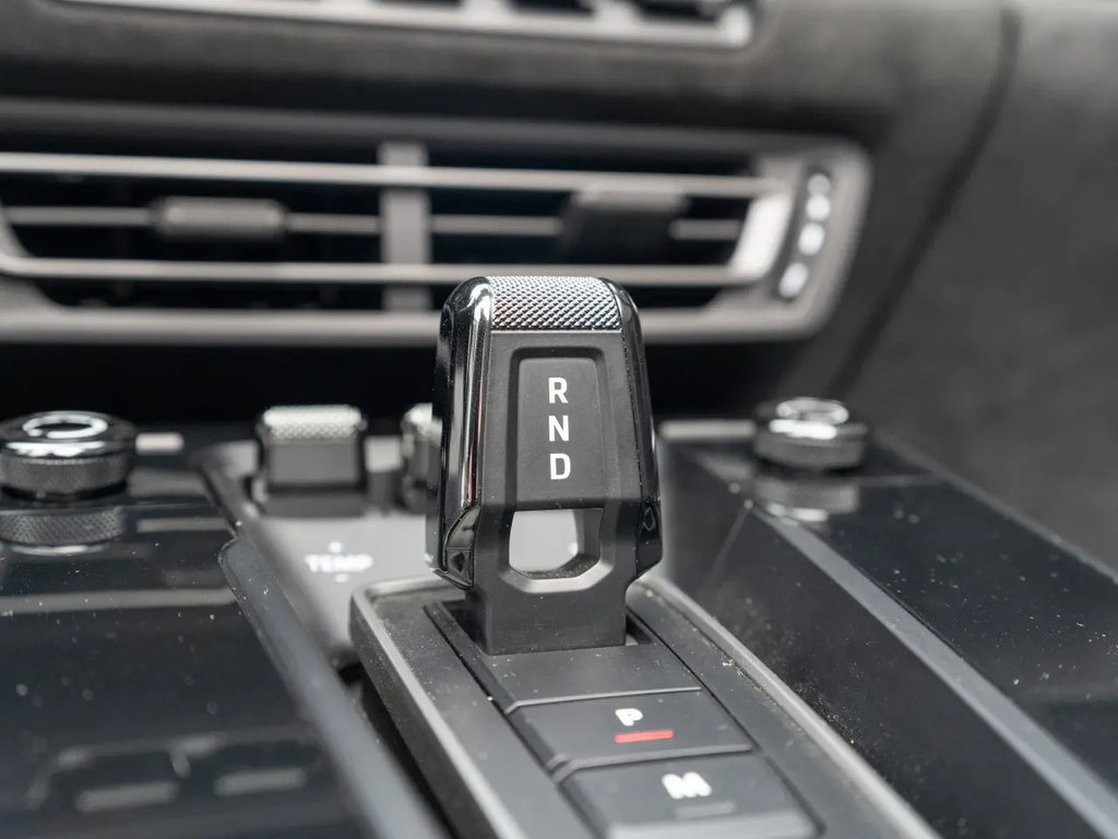 Porsche 992 Carrera 4 GTS