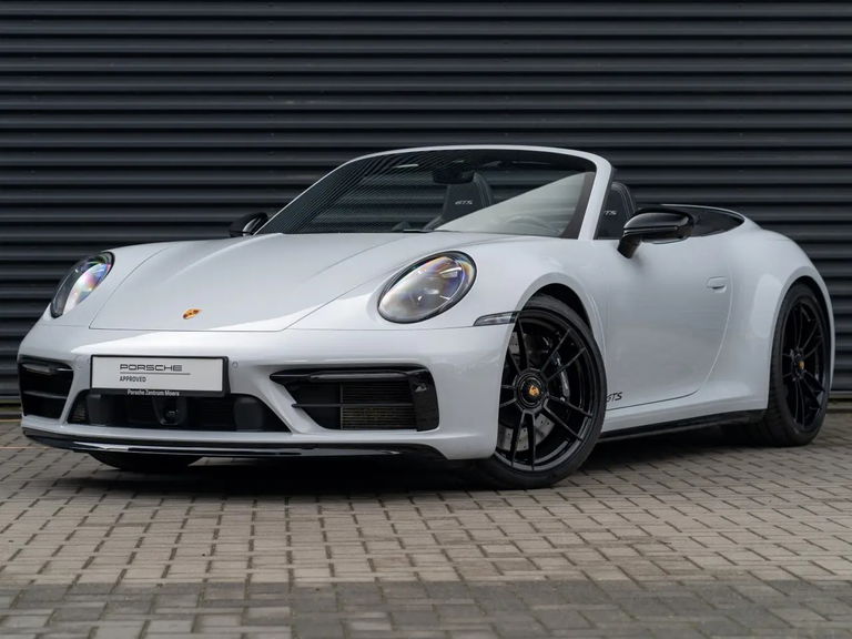 Porsche 992 Carrera 4 GTS