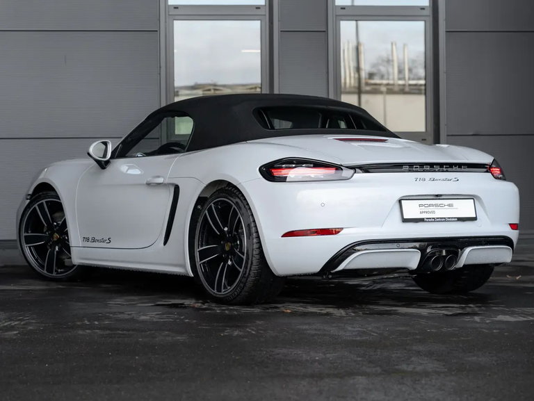 Porsche 718 Boxster S